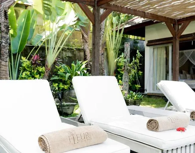 Fleur Deluxe Tropical Near Canggu Padel * デンパサール