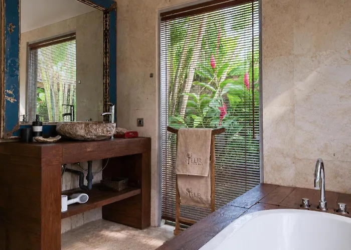 Fleur Deluxe Tropical Near Canggu Padel * デンパサール